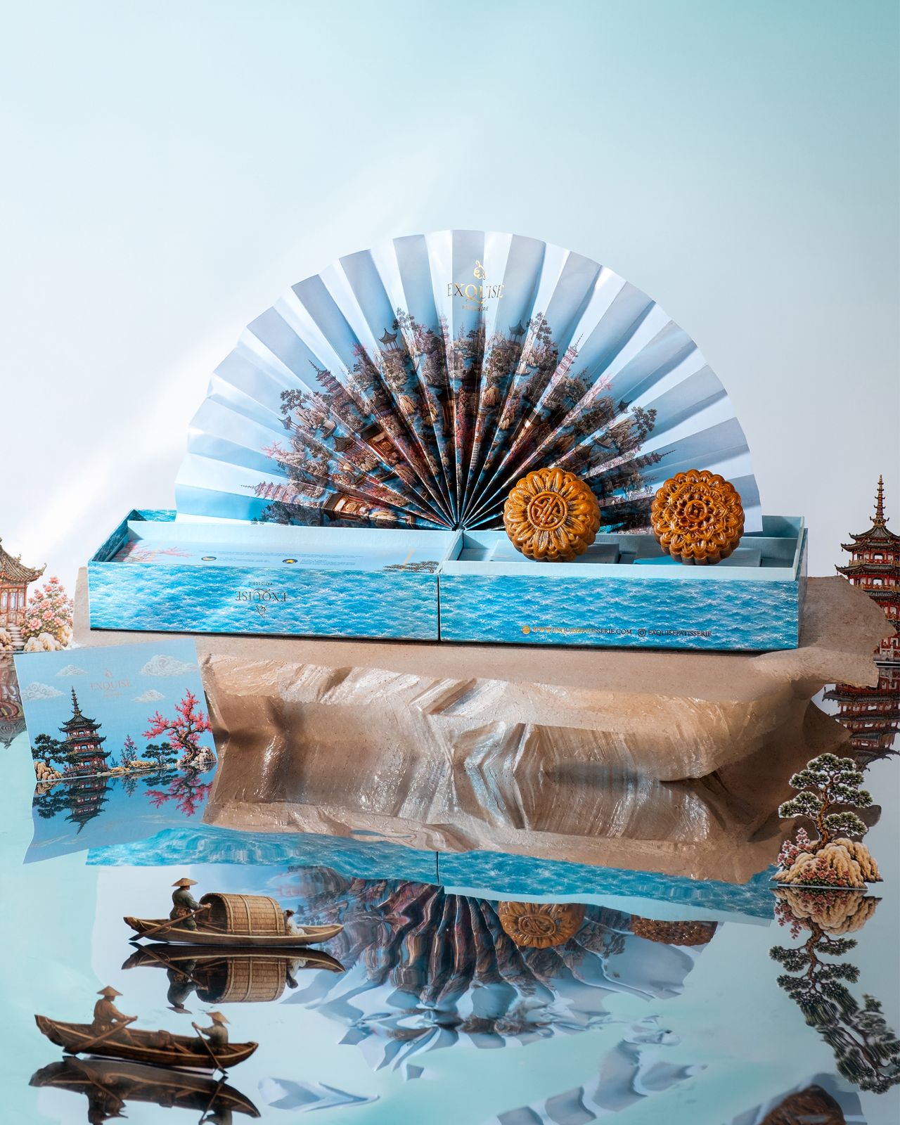 Imperial Fan Mooncake Hampers